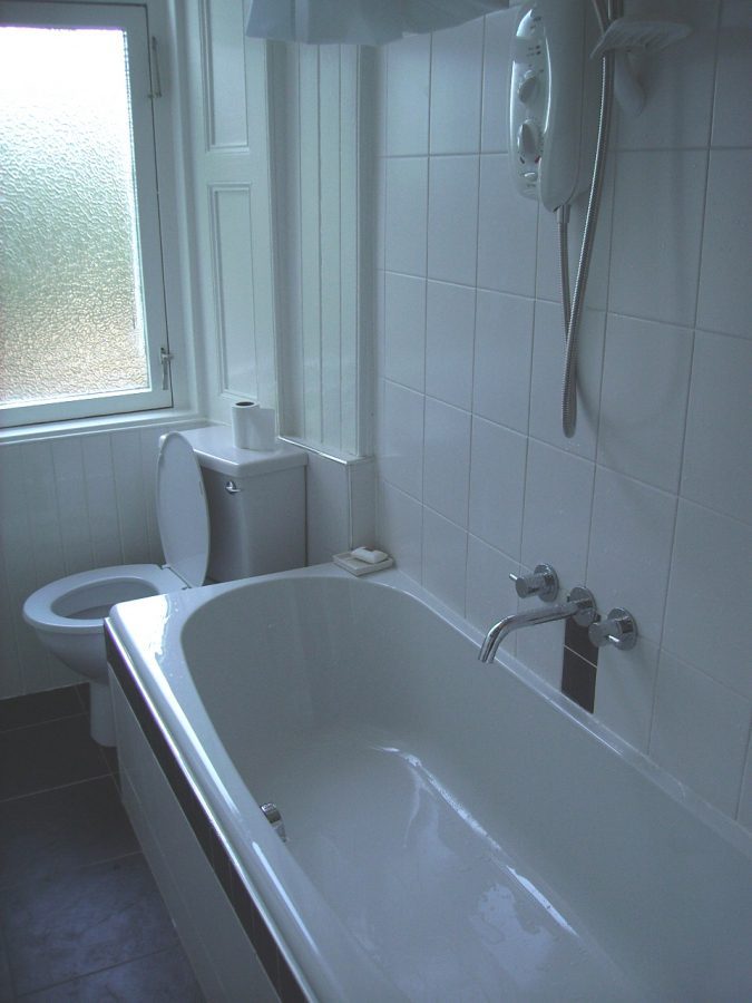 Proper Bath Resealing